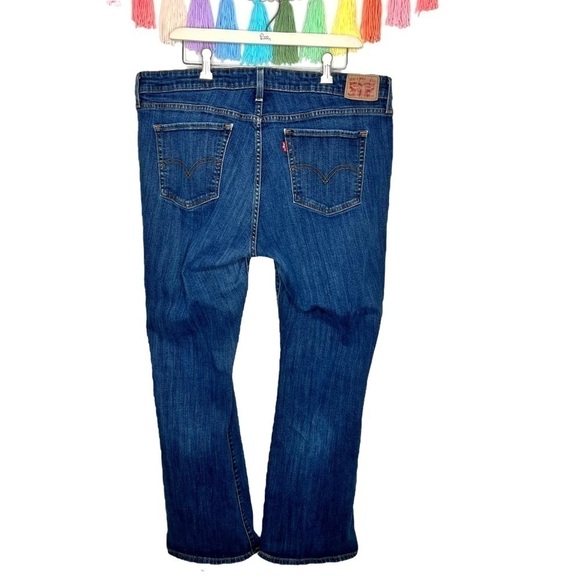 Levi’s Mid Rise Medium Wash 415 Relaxed Bootcut Jean Size 20W Plus Size - Picture 5 of 15